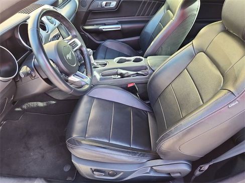Used 2022 Ford Mustang Premium image 18