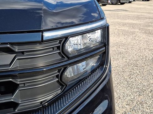 Used 2025 Ford Expedition Active AWD/4WD image 10
