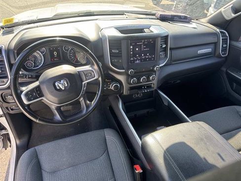 Used 2022 RAM 1500 Big Horn AWD/4WD image 9