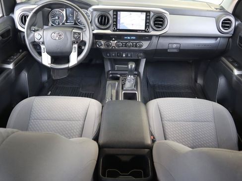 Used 2023 Toyota Tacoma SR5 AWD/4WD image 16