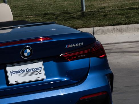 Certified 2025 BMW M440i Convertible image 38