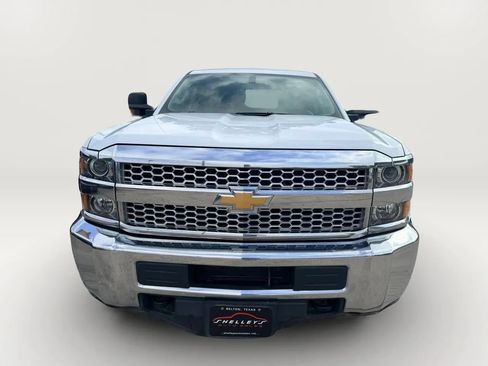 Used 2019 Chevrolet Silverado 2500 W/T w/ WT Convenience Package AWD/4WD image 4