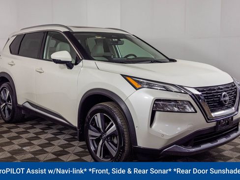 Used 2023 Nissan Rogue SL w/ SL Premium Package image 14