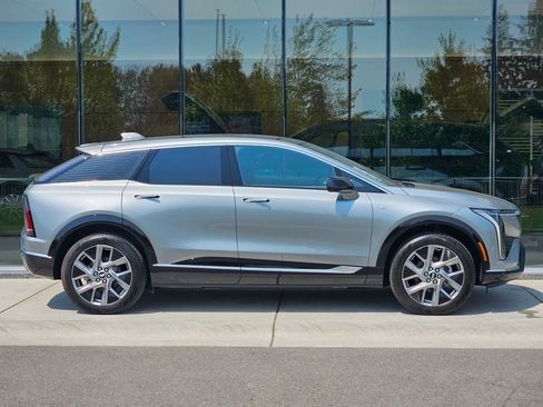 New 2026 Cadillac Optiq Luxury 1 AWD/4WD image 6