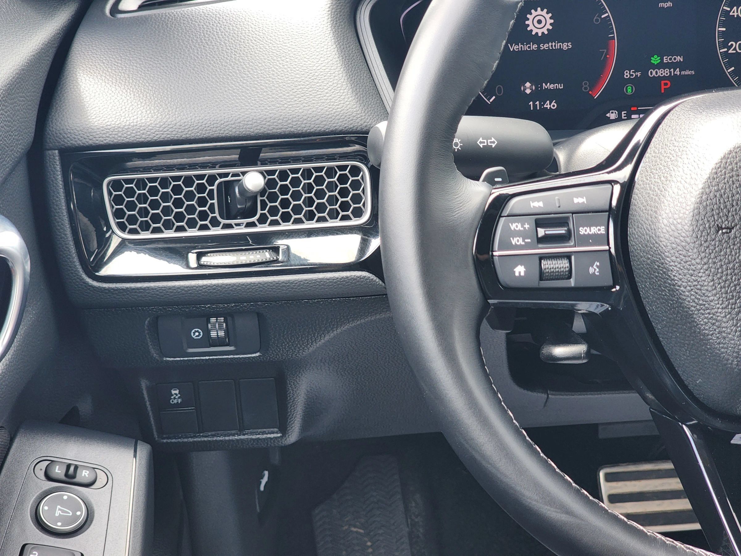 Used 2025 Honda Civic Sport image 12