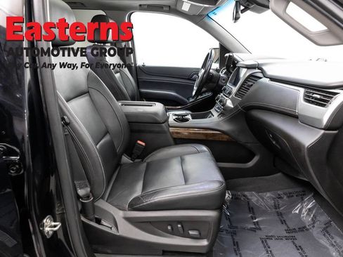 Used 2019 Chevrolet Suburban LT AWD/4WD image 27