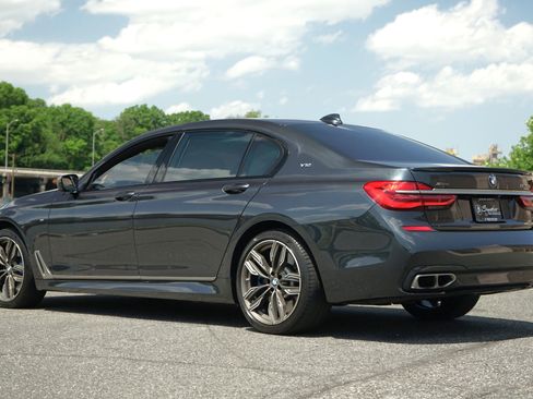 Used 2018 BMW M760i xDrive AWD/4WD image 3