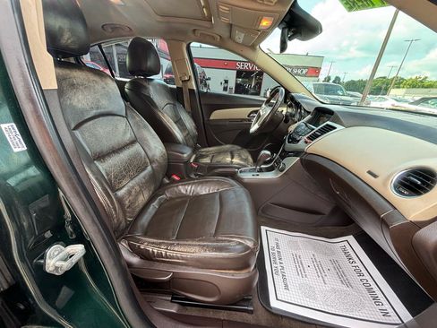 Used 2014 Chevrolet Cruze LT w/ Sun, Sound and Sport Package FWD image 10