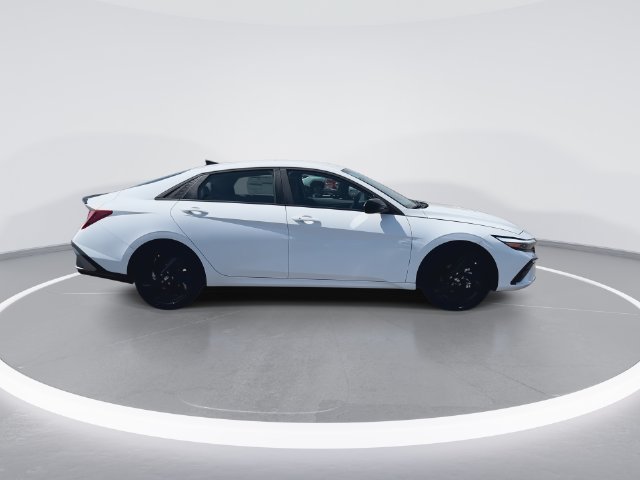 Used 2026 Hyundai Elantra Sport FWD image 9