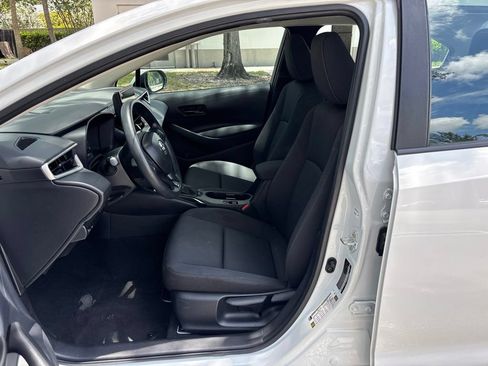 Used 2024 Toyota Corolla LE FWD image 15