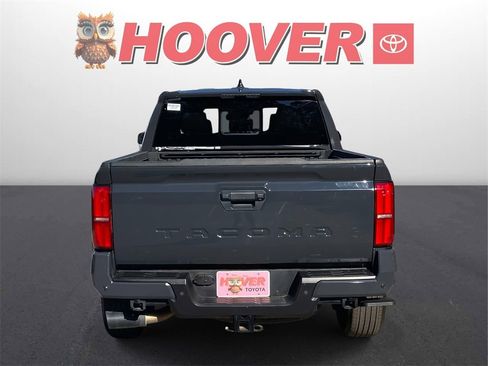 Used 2024 Toyota Tacoma TRD Sport image 3