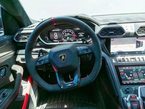 Used 2023 Lamborghini Urus Performante AWD/4WD image 69