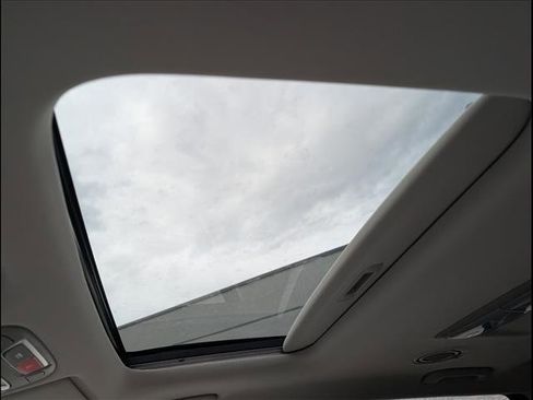 New 2025 Kia Telluride S image 12