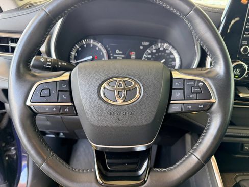 Used 2020 Toyota Highlander Limited AWD/4WD image 14