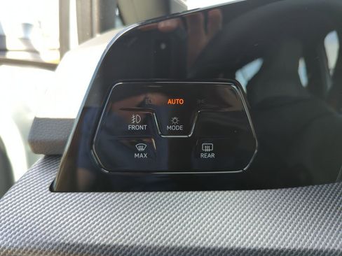 New 2026 Volkswagen GTI SE image 33