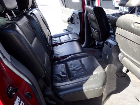 Used 2005 Nissan Armada LE w/ (U01) Technology Pkg (LE) image 12
