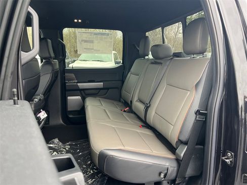 New 2025 Ford F150 Lariat w/ Equipment Group 501A Mid image 15