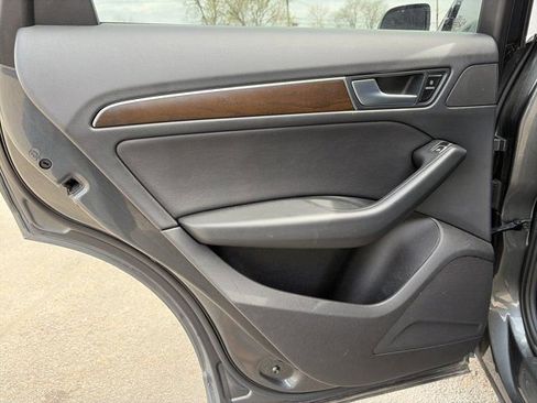 Used 2017 Audi Q5 2.0T Premium image 12