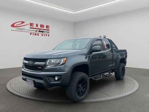 Used 2015 Chevrolet Colorado Z71 image 1