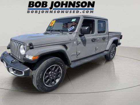 Used 2023 Jeep Gladiator Overland w/ Popular Equipment Package AWD/4WD image 7