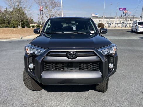 Used 2020 Toyota 4Runner SR5 Premium image 8