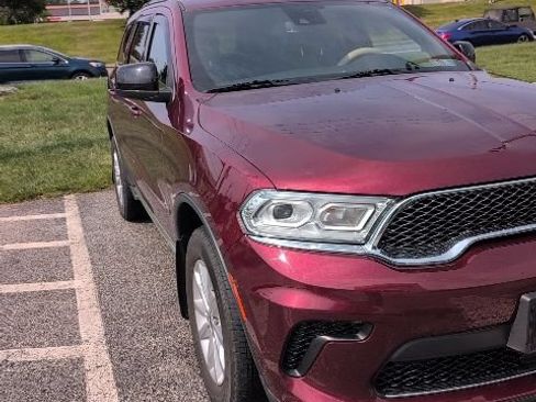 Used 2023 Dodge Durango SXT Launch Edition AWD/4WD image 2