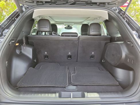 Used 2021 Jeep Cherokee Limited AWD/4WD image 9