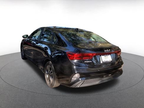 Used 2024 Kia Forte LXS image 5
