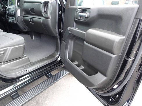 Used 2023 Chevrolet Silverado 1500 Custom AWD/4WD image 35