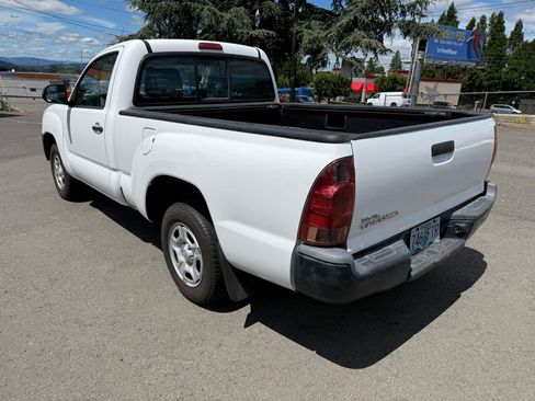 Used 2012 Toyota Tacoma 2WD Regular Cab image 3