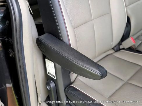 Used 2021 Kia Sedona EX w/ EX Premium Package image 61