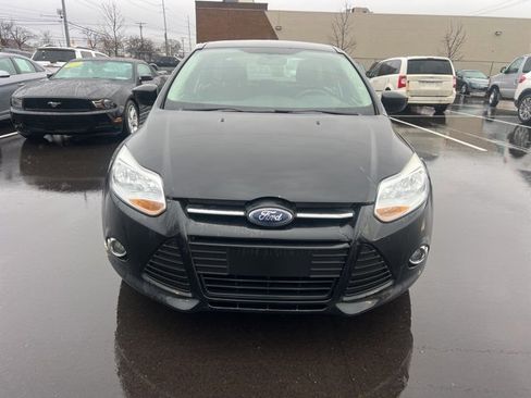 Used 2012 Ford Focus SE image 2