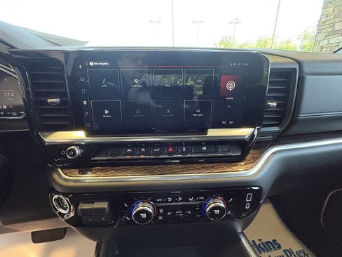 Used 2026 GMC Sierra 1500 Elevation AWD/4WD image 16