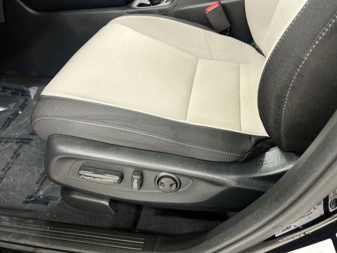 Used 2023 Honda CR-V EX image 18