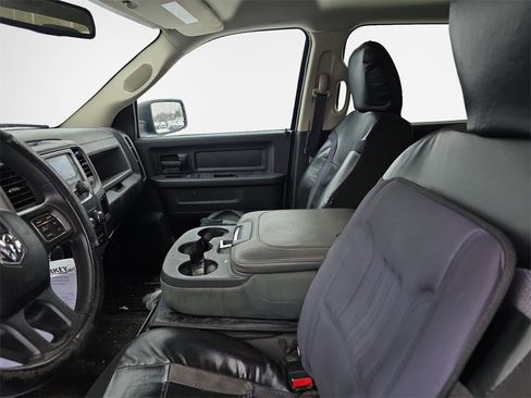 Used 2015 RAM 1500 Express image 12