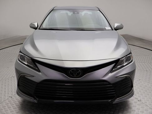Used 2024 Toyota Camry LE FWD image 5