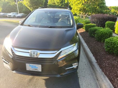 Used 2019 Honda Odyssey Elite image 13