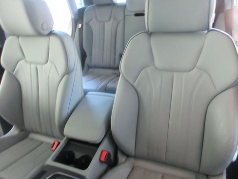 Used 2024 Audi Q5 2.0T Premium Plus w/ Premium Plus Package AWD/4WD image 18