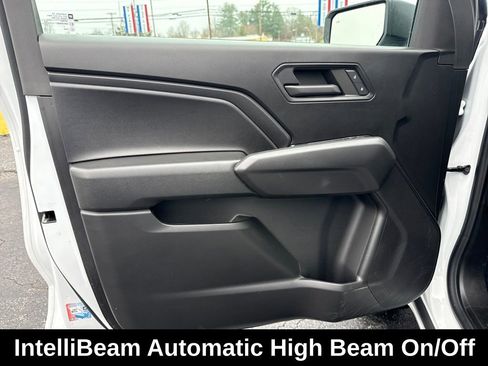 Used 2025 Chevrolet Colorado W/T image 13