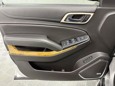 Used 2017 GMC Yukon Denali w/ Open Road Package image 10