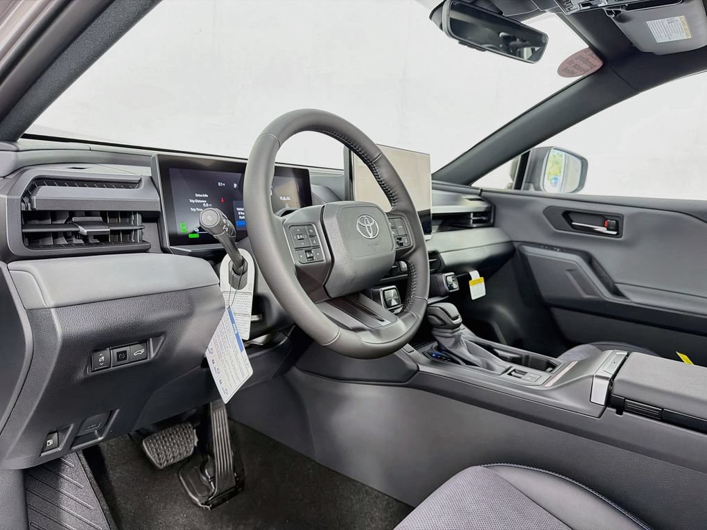 New 2026 Toyota RAV4 XSE AWD/4WD image 13