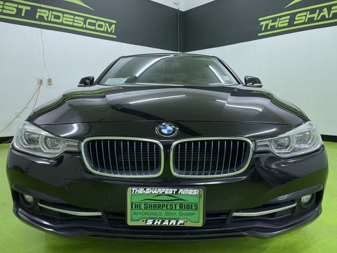 Used 2018 BMW 330e w/ Convenience Package RWD image 3