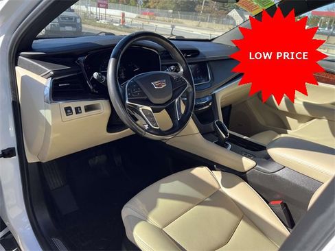 Used 2019 Cadillac XT5 Luxury image 14