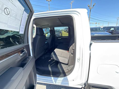 New 2026 GMC Sierra 2500 SLE w/ SLE Value Package; AWD/4WD image 23