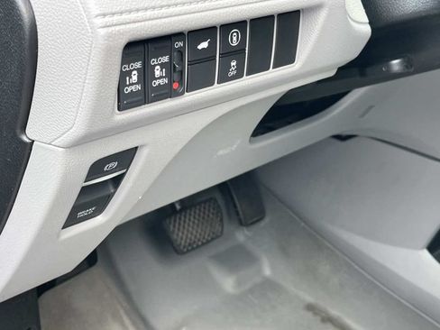 Used 2022 Honda Odyssey EX-L image 38