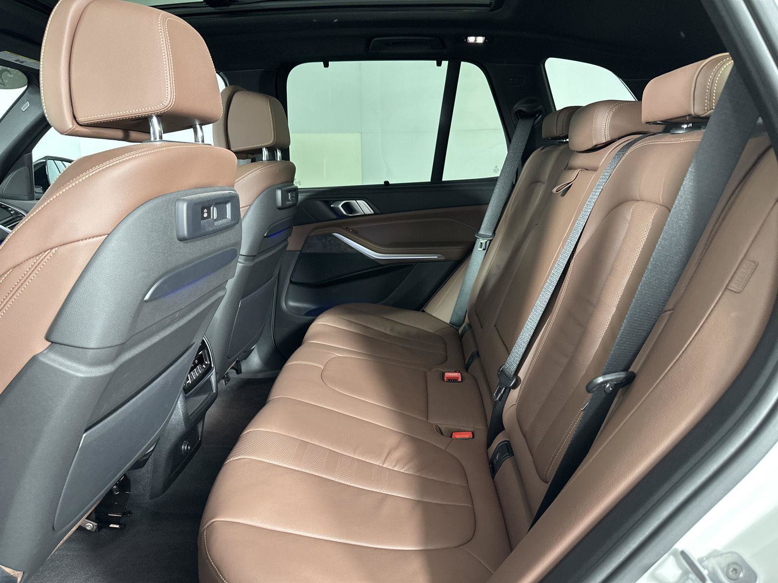 Used 2020 BMW X5 xDrive40i w/ Premium Package AWD/4WD image 20