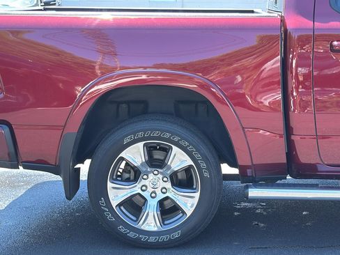 Used 2019 RAM 1500 Laramie w/ Sport Appearance Package AWD/4WD image 10