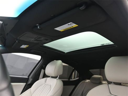 Used 2023 Genesis G70 2.0T w/ Sport Prestige Package image 23