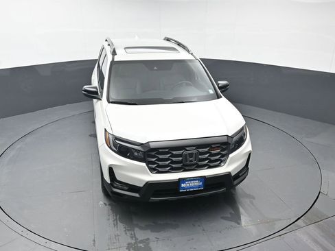 Certified 2023 Honda Passport TrailSport image 49