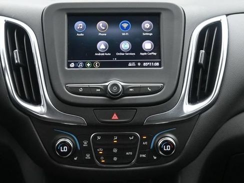 Used 2020 Chevrolet Equinox LT FWD image 20